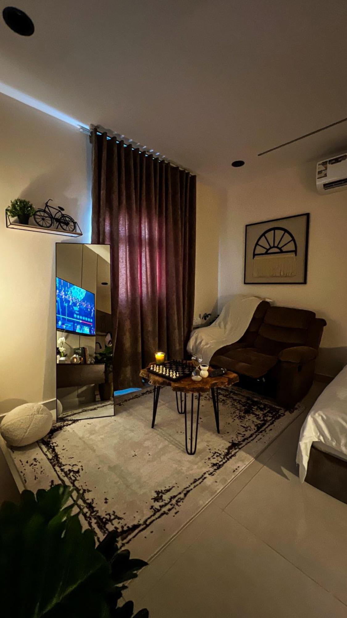 Apartment استديو فاخر بجانب البوليفارد *